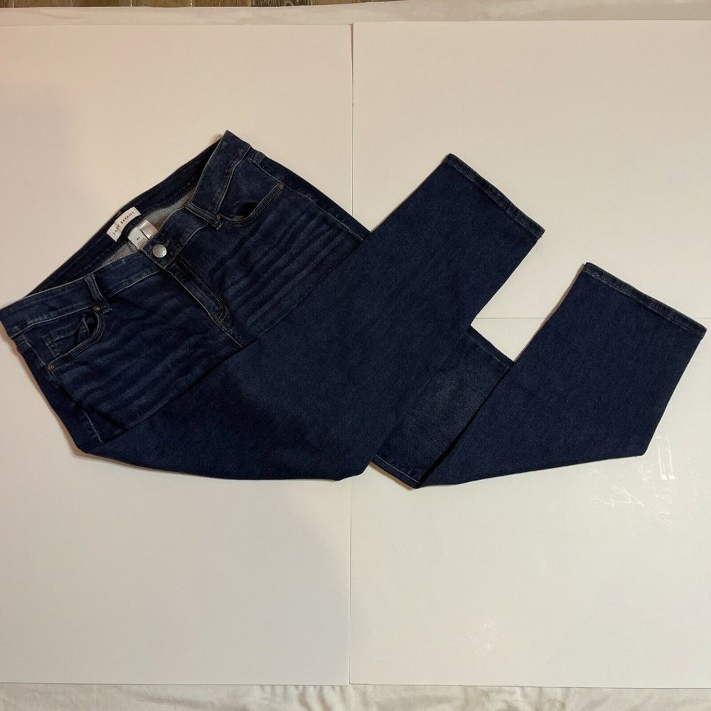 Lane Bryant Size 16S Mid Rise Straight Jeans Signa